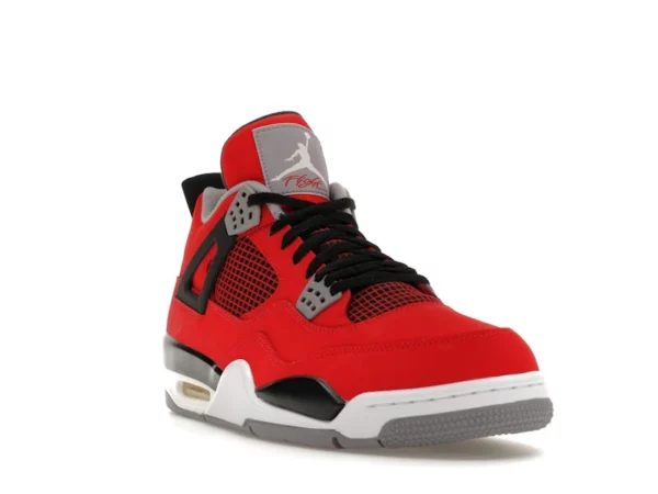 Air Jordan 4 Retro GS 'Toro Bravo' - Image 3