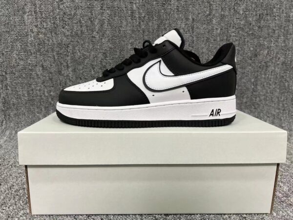 AF1 '07 Swoosh Panda - Image 6