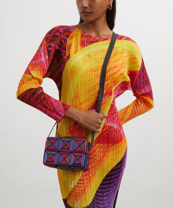 Bao Bao Issey Miyake Ensemble Pink Mix Cross-Body Bag - Image 4